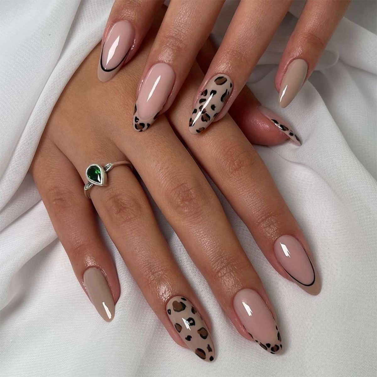 Hot Sales 24pcs Women'S Nail S - Nail Art French 评论和价格